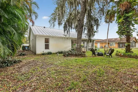1172 Sw Ackard Avenue Port Saint Lucie FL 34953