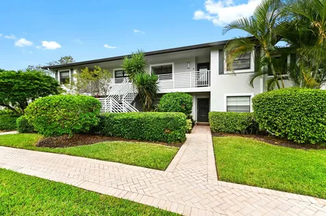33 Southport Lane Boynton Beach FL 33436