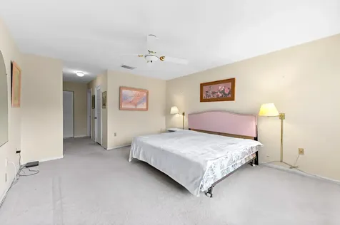 33 Southport Lane Boynton Beach FL 33436