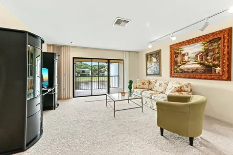 33 Southport Lane Boynton Beach FL 33436