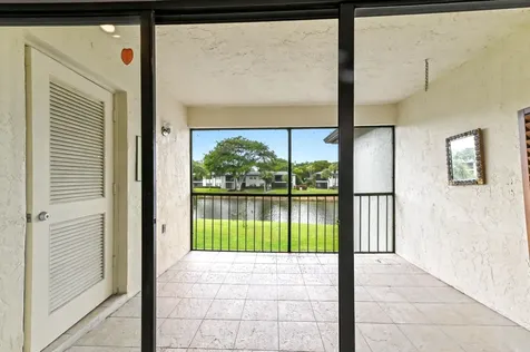 33 Southport Lane Boynton Beach FL 33436