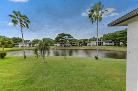 33 Southport Lane Boynton Beach FL 33436