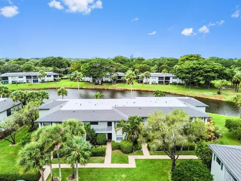 33 Southport Lane Boynton Beach FL 33436