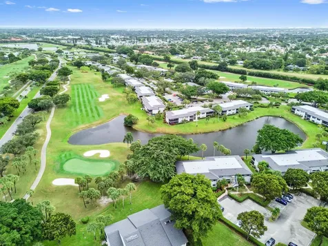 33 Southport Lane Boynton Beach FL 33436