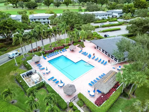 33 Southport Lane Boynton Beach FL 33436