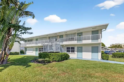 480 Horizons Boynton Beach FL 33435