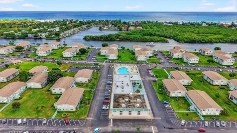 480 Horizons Boynton Beach FL 33435