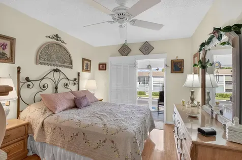 480 Horizons Boynton Beach FL 33435