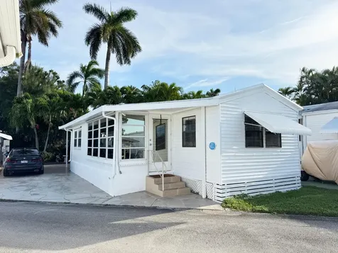 210 Cardinal Drive Briny Breezes FL 33435