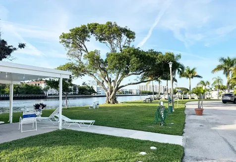 210 Cardinal Drive Briny Breezes FL 33435