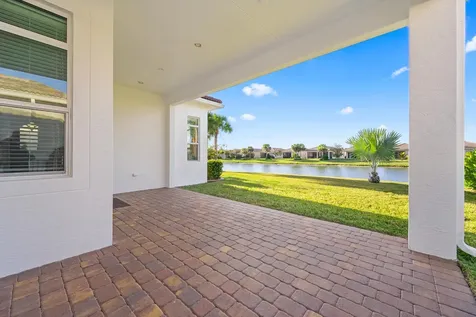 18024 Sw Cosenza Way Port Saint Lucie FL 34986