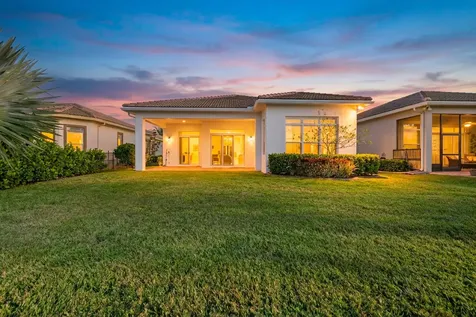 18024 Sw Cosenza Way Port Saint Lucie FL 34986