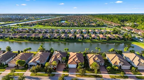 18024 Sw Cosenza Way Port Saint Lucie FL 34986