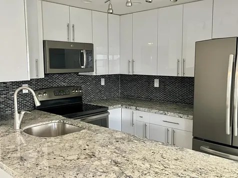150 Burgundy D Delray Beach FL 33484