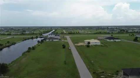 4012 NW 38th Street Cape Coral FL 33993