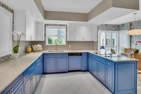1903 Bay Road Vero Beach FL 32963