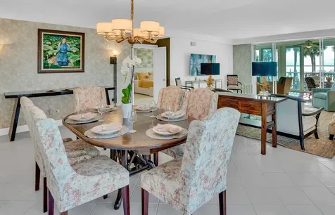 1903 Bay Road Vero Beach FL 32963