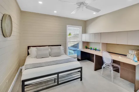 1903 Bay Road Vero Beach FL 32963