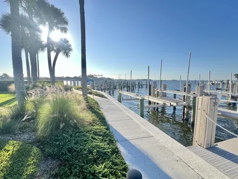 1903 Bay Road Vero Beach FL 32963