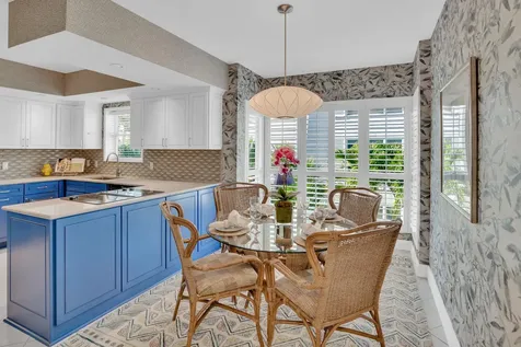 1903 Bay Road Vero Beach FL 32963