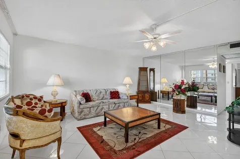 2035 Ainslie C Boca Raton FL 33434