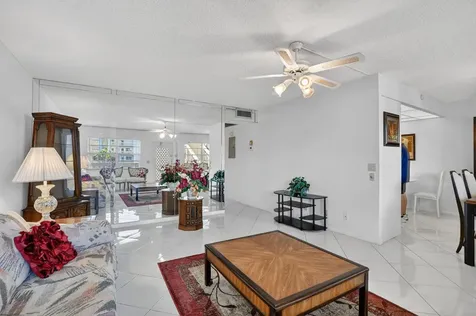 2035 Ainslie C Boca Raton FL 33434