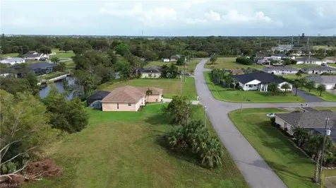 2221 NE 25th Terrace Cape Coral FL 33909