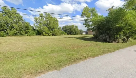 2221 NE 25th Terrace Cape Coral FL 33909