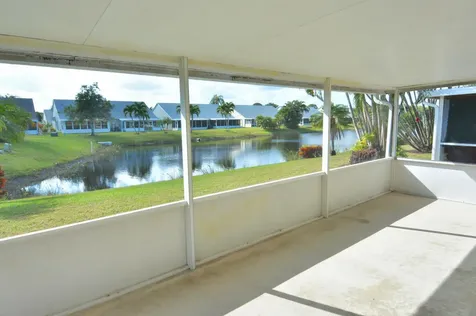2544 Se Tropical East Circle Port Saint Lucie FL 34952