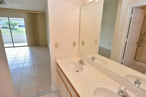 2544 Se Tropical East Circle Port Saint Lucie FL 34952