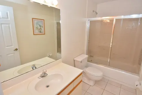 2544 Se Tropical East Circle Port Saint Lucie FL 34952