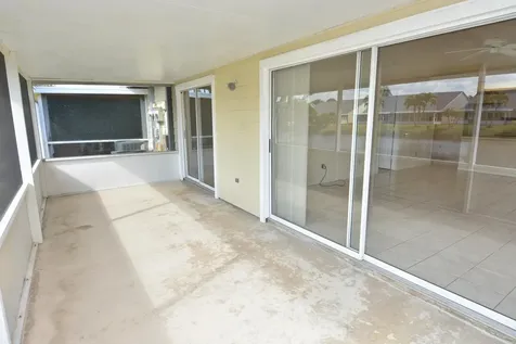 2544 Se Tropical East Circle Port Saint Lucie FL 34952