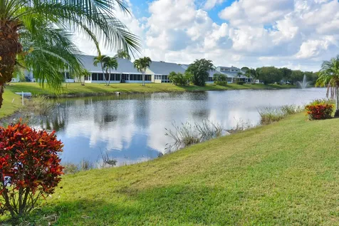 2544 Se Tropical East Circle Port Saint Lucie FL 34952