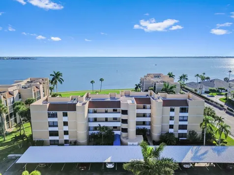 3392 Ne Causeway Boulevard Jensen Beach FL 34957