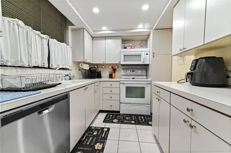 3392 Ne Causeway Boulevard Jensen Beach FL 34957