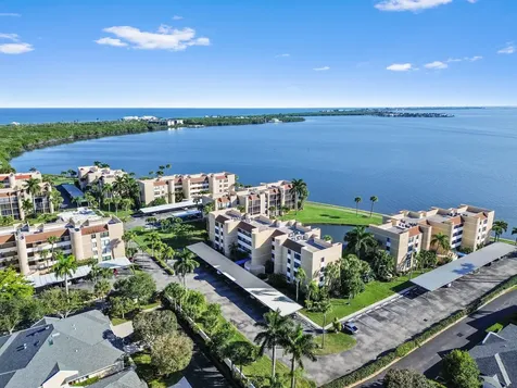 3392 Ne Causeway Boulevard Jensen Beach FL 34957