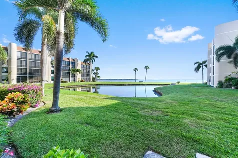 3392 Ne Causeway Boulevard Jensen Beach FL 34957