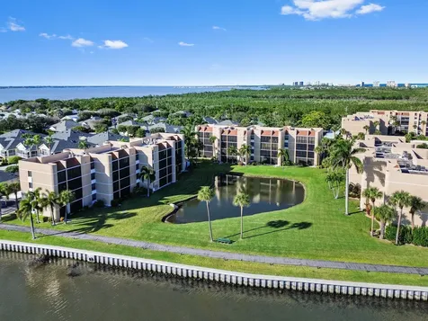 3392 Ne Causeway Boulevard Jensen Beach FL 34957