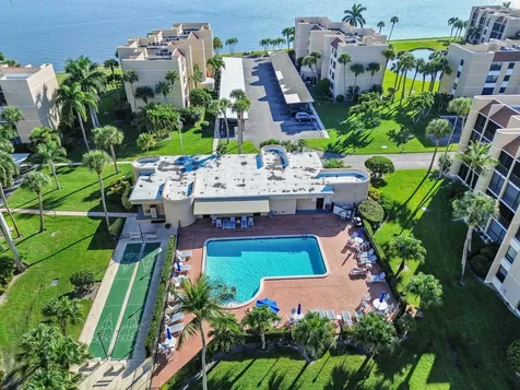 3392 Ne Causeway Boulevard Jensen Beach FL 34957