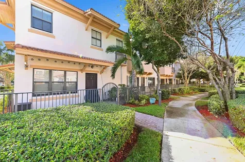 4727 Preserve Street Coconut Creek FL 33073