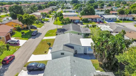 5309 Nw 49th Avenue Tamarac FL 33319