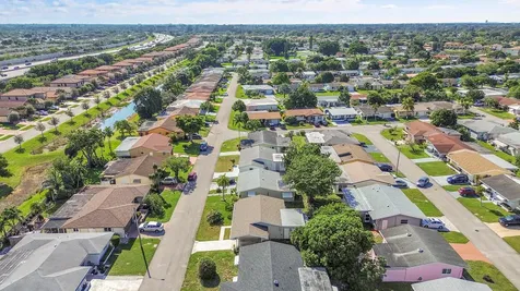 5309 Nw 49th Avenue Tamarac FL 33319