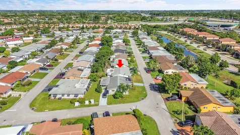 5309 Nw 49th Avenue Tamarac FL 33319