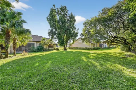 7147 Le Chalet Boulevard Boynton Beach FL 33472