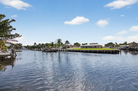 491 Se 15th Avenue Pompano Beach FL 33060