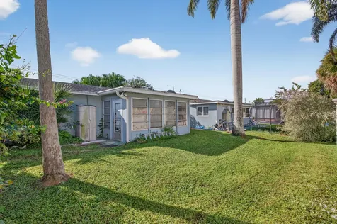 2923 Nw 48th Street Tamarac FL 33309