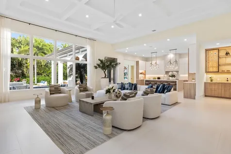 11745 Bella Donna Court Palm Beach Gardens FL 33418
