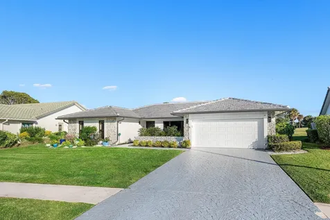 10174 Crosswind Road Boca Raton FL 33498
