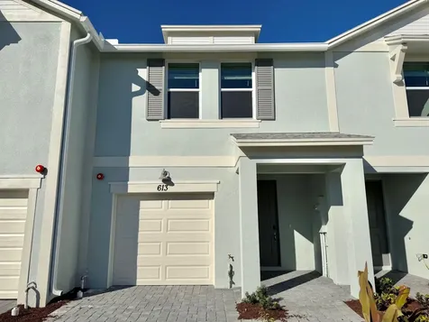 613 Salisbury Circle Fort Pierce FL 34982