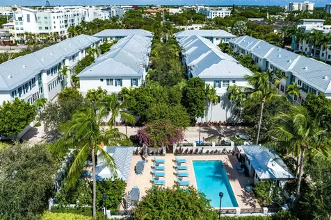 375 E Mallory Circle Delray Beach FL 33483